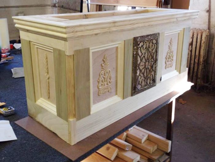 CREATE UNIQUE MOLDING PATTERNS BY COMBINING STOCK PROFILES — and a little help from Woodmaster
